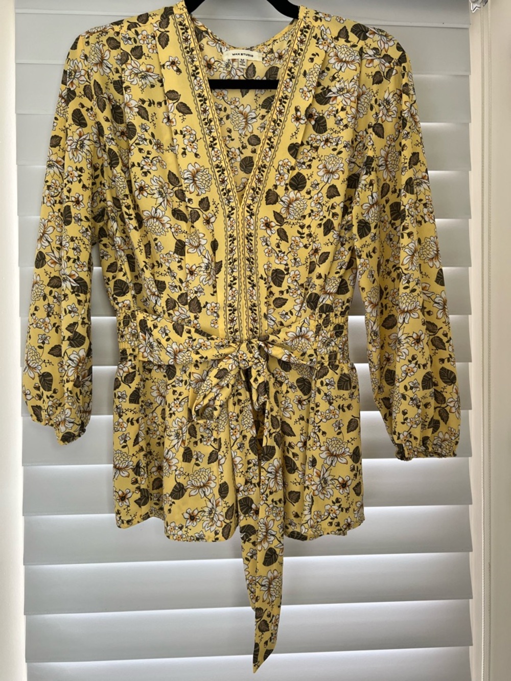 Max Studio Yellow Floral V-Neck Tie-Waist Top